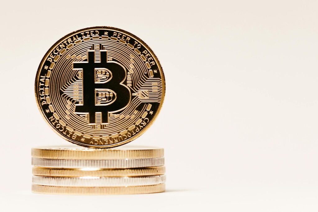 Digital Currencies and the Future of Money